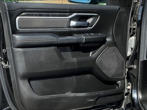 Used 2024 RAM 1500 Big Horn AWD/4WD image 17