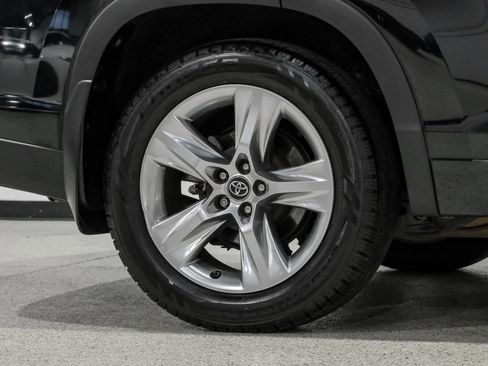 Used 2016 Toyota Highlander Limited Platinum AWD/4WD image 75