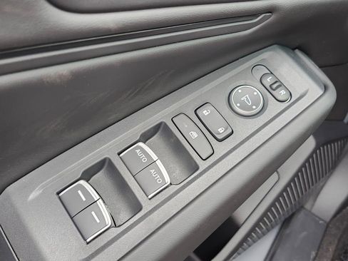 New 2025 Honda Accord SE image 29