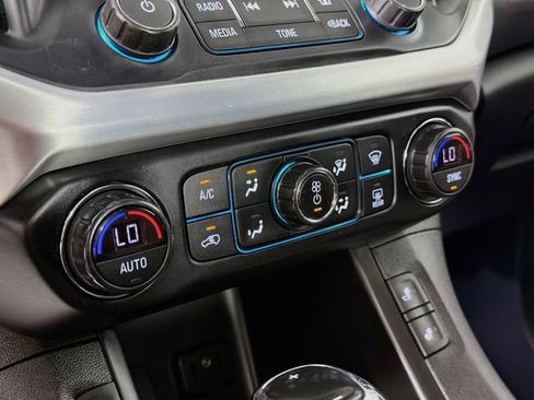 Used 2019 GMC Acadia SLE FWD image 15