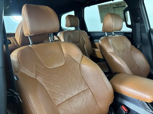 Used 2023 Kia Telluride EX X-Line AWD/4WD image 34