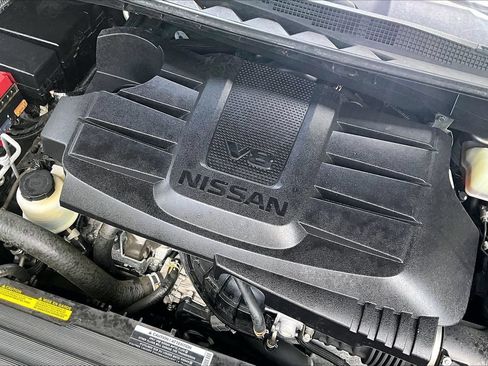 Used 2023 Nissan Titan SV w/ SV Convenience Package RWD image 32