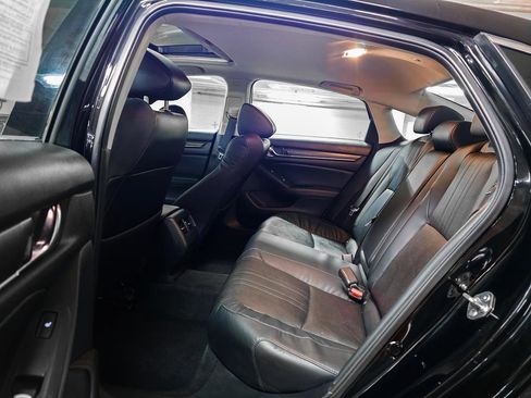 Certified 2018 Honda Accord Touring image 24