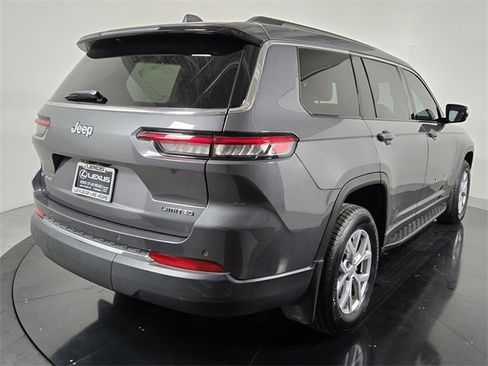Used 2022 Jeep Grand Cherokee L Limited image 6