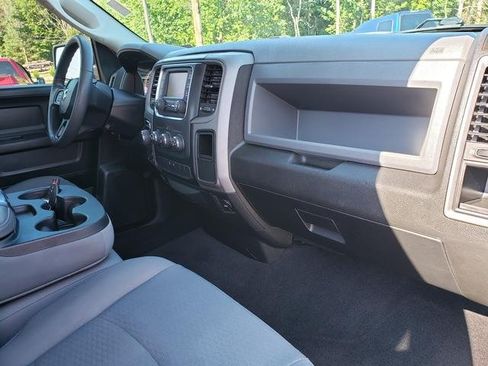 Used 2019 RAM 1500 Express AWD/4WD image 19