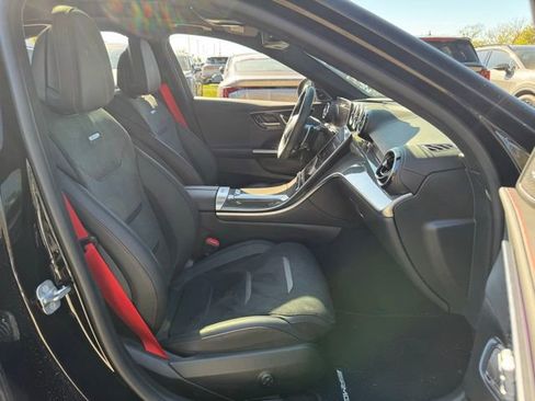 Used 2024 Mercedes-Benz C 43 AMG 4MATIC Sedan image 32