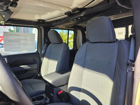 New 2026 Jeep Gladiator Willys image 22