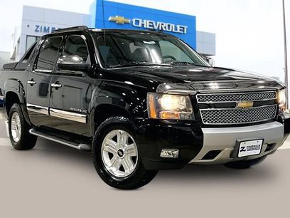 Used 2010 Chevrolet Avalanche LT w/ Luxury Package