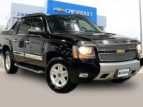 Used 2010 Chevrolet Avalanche LT w/ Luxury Package AWD/4WD image 1