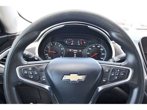 Used 2023 Chevrolet Malibu LS image 15