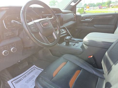 Used 2023 GMC Sierra 1500 AT4 w/ AT4 Premium Package image 11