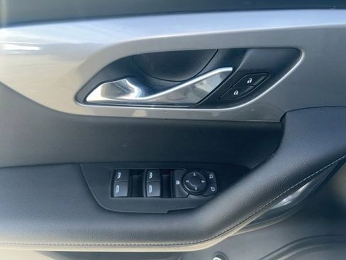 Used 2020 Chevrolet Blazer LT image 13