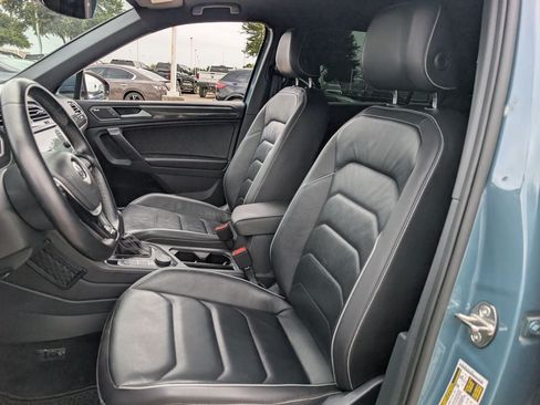 Used 2021 Volkswagen Tiguan SEL Premium R-Line w/ 3rd Row Seat Package AWD/4WD image 28