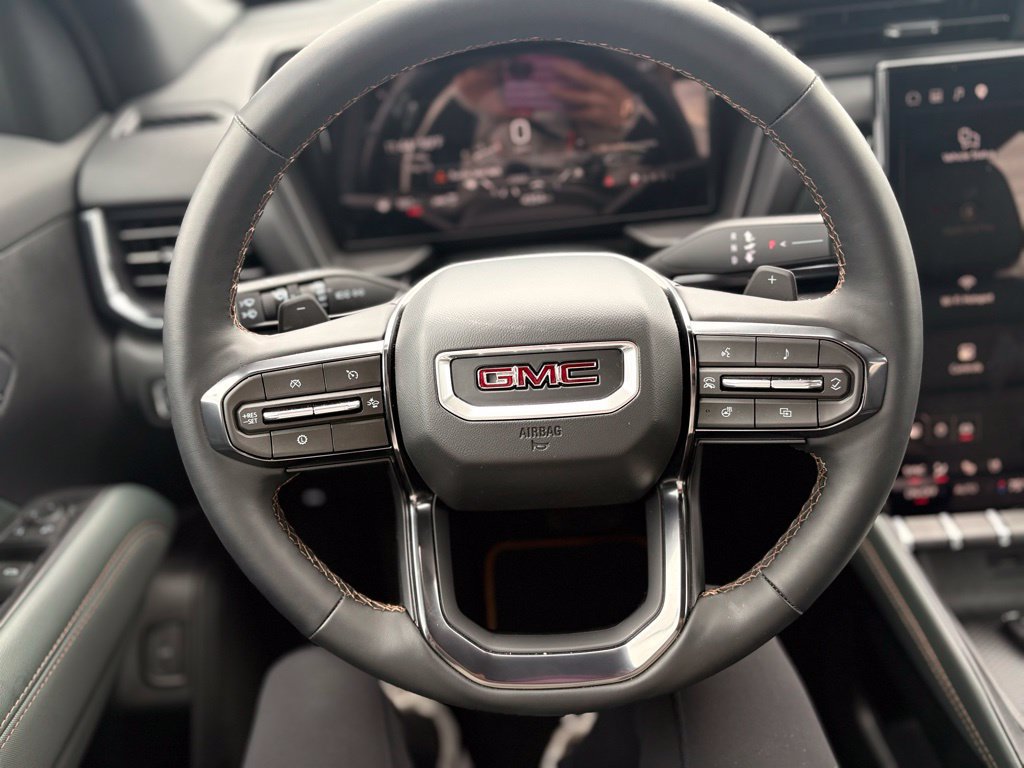 Used 2026 GMC Terrain AT4 w/ Convenience Package III AWD/4WD image 17
