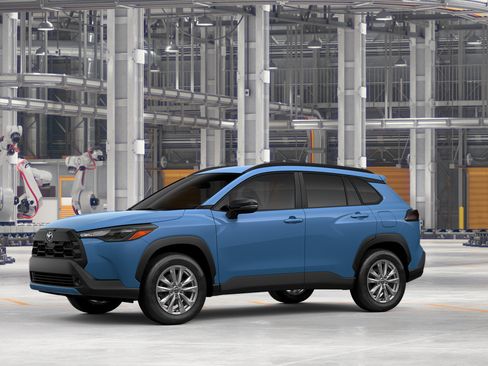 New 2026 Toyota Corolla Cross LE AWD/4WD image 4