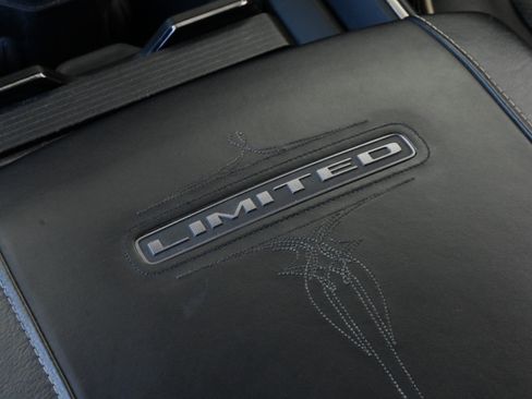Used 2022 RAM 3500 Limited AWD/4WD image 24