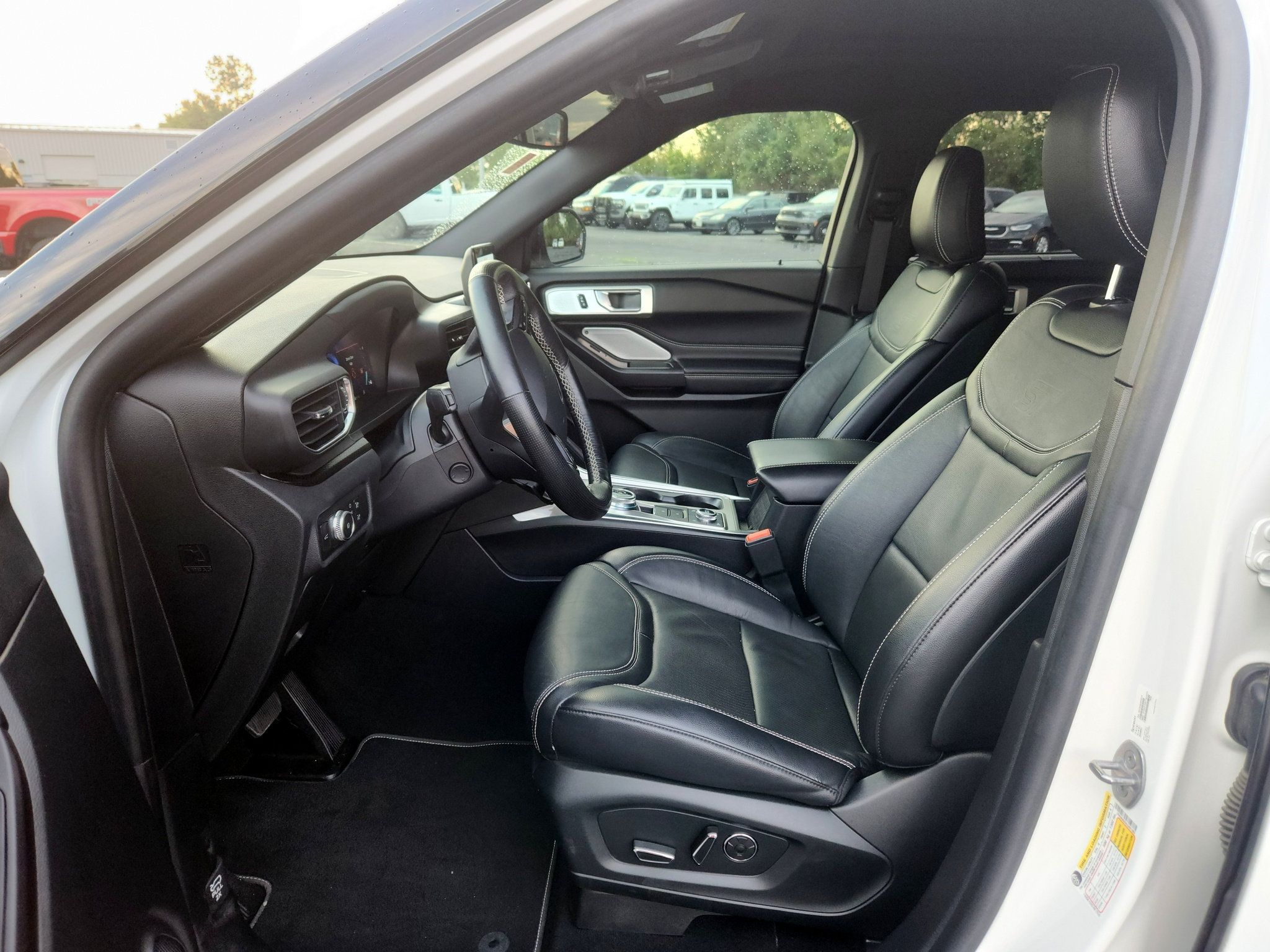 Used 2020 Ford Explorer ST w/ Premium Technology Package AWD/4WD image 24