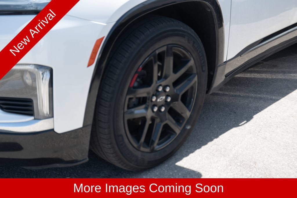 Used 2023 Chevrolet Traverse Premier w/ Redline Edition AWD/4WD image 8