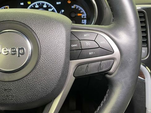 Used 2018 Jeep Grand Cherokee Limited image 42