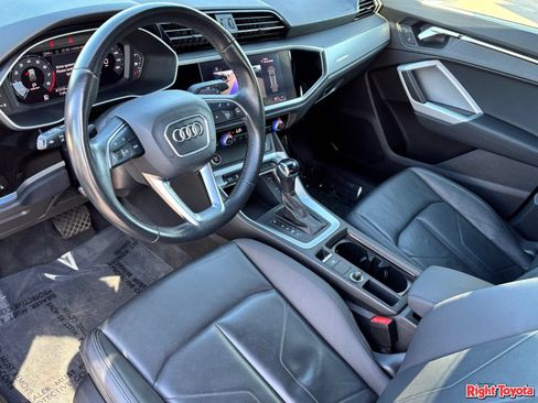 Used 2022 Audi Q3 2.0T Premium w/ Convenience Package AWD/4WD image 19