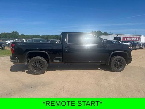 Used 2025 Chevrolet Silverado 2500 LTZ w/ Trail Boss Package AWD/4WD image 9