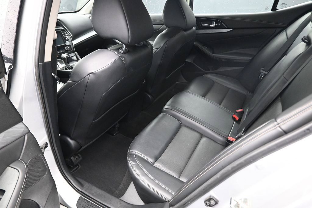 Used 2017 Nissan Maxima 3.5 SV FWD image 21