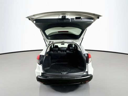 Used 2021 Honda HR-V EX image 34