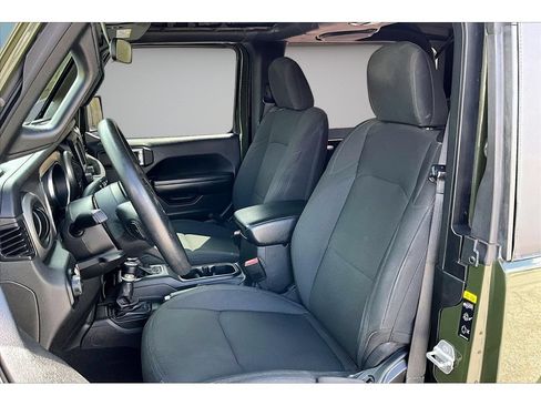 Used 2021 Jeep Wrangler Sport AWD/4WD image 34