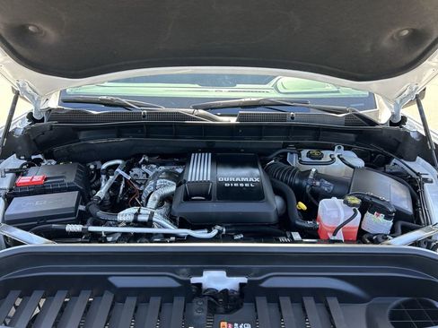 Used 2025 GMC Sierra 1500 Elevation image 29