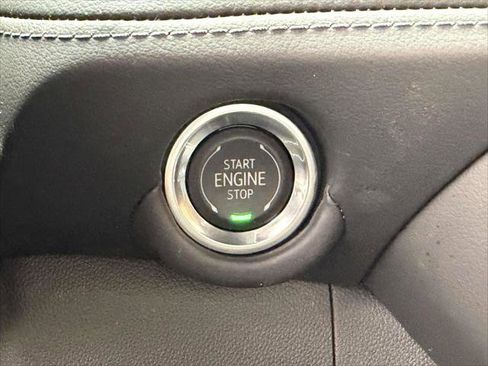 Used 2025 Chevrolet Suburban LS image 27