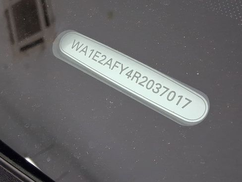 Used 2024 Audi Q5 e Premium Plus w/ Premium Plus Package image 18