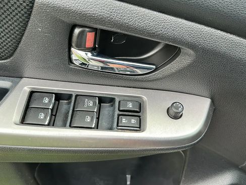 Used 2016 Subaru Crosstrek 2.0i Premium image 35