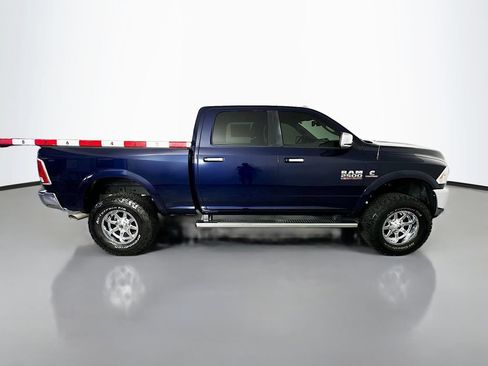 Used 2018 RAM 2500 Laramie w/ Convenience Group AWD/4WD image 8