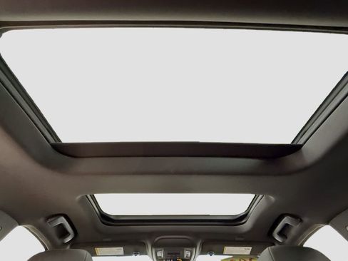 Used 2024 Cadillac CT5 V image 21