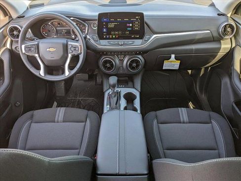 New 2025 Chevrolet Blazer LT w/ Convenience Package image 13