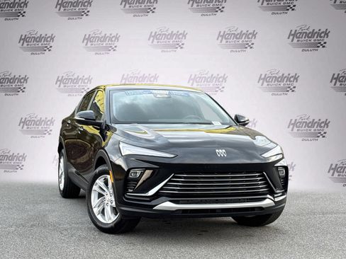 Used 2025 Buick Envista Preferred w/ Convenience I Package image 2