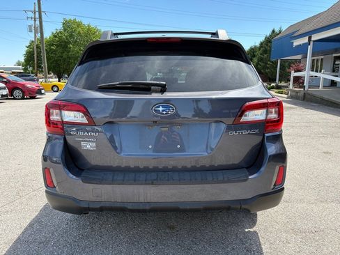 Used 2015 Subaru Outback 2.5i Limited AWD/4WD image 5