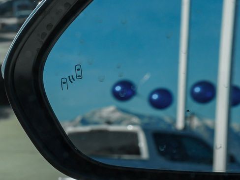 New 2026 Toyota Corolla SE image 21