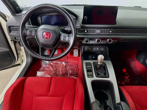 Used 2023 Honda Civic Type R image 16