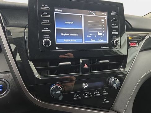 Certified 2021 Toyota Camry SE w/ Convenience Package image 17