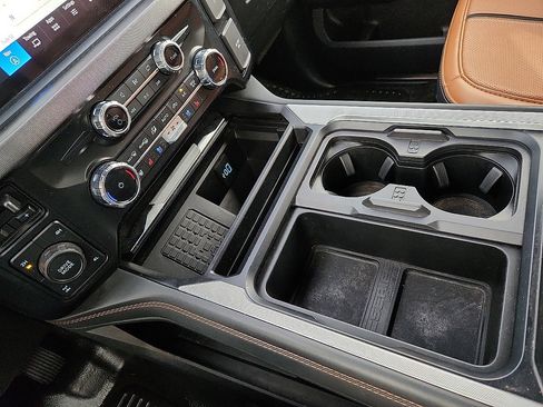 Used 2024 Ford F350 Platinum image 12