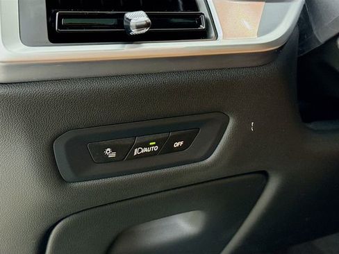 Used 2024 BMW X5 xDrive40i w/ M Sport Package image 10