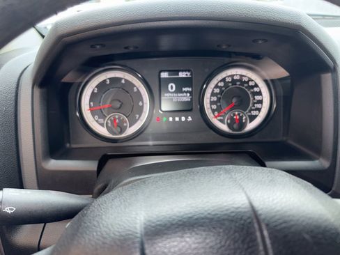 Used 2017 RAM 1500 Express RWD image 24
