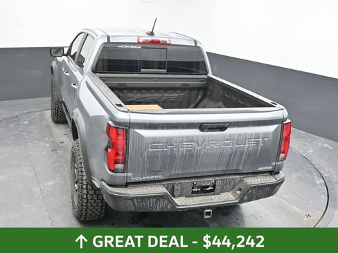 Used 2024 Chevrolet Colorado ZR2 w/ ZR2 Convenience Package III image 43