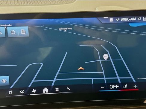 Used 2024 BMW X5 xDrive50e w/ Premium Package image 13