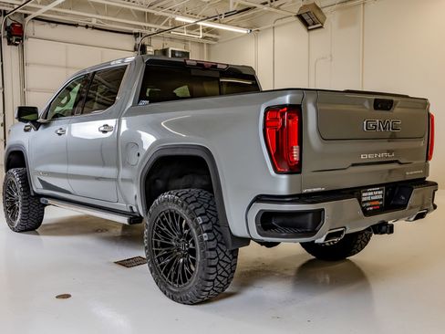 Used 2023 GMC Sierra 1500 Denali Ultimate AWD/4WD image 7