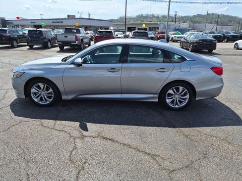 Used 2019 Honda Accord LX image 6