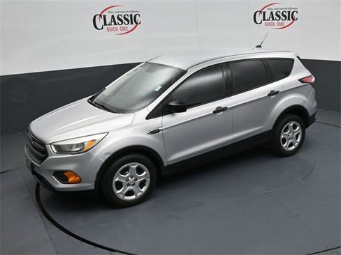 Used 2017 Ford Escape S image 18