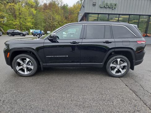 New 2026 Jeep Grand Cherokee Limited AWD/4WD image 7