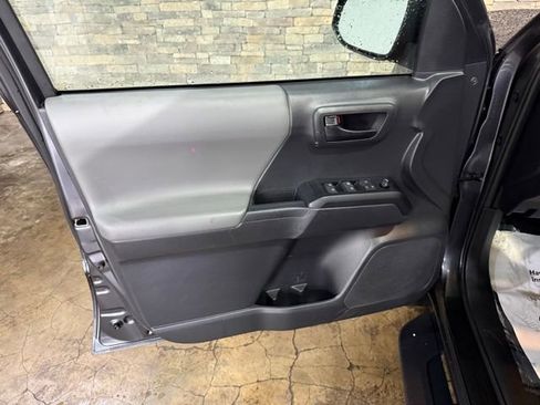 Used 2023 Toyota Tacoma SR AWD/4WD image 8